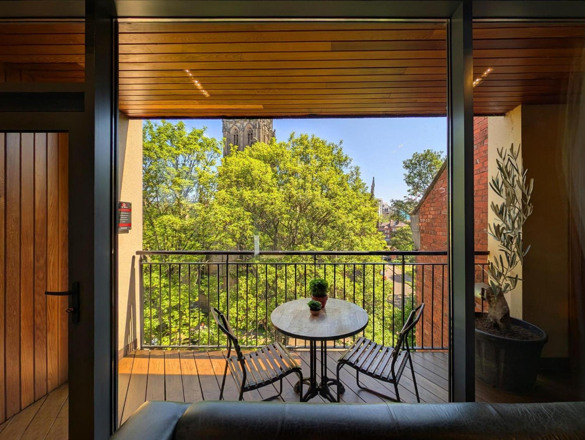 The Bells - Luxury Serviced Apartments Leeds  Eksteriør billede